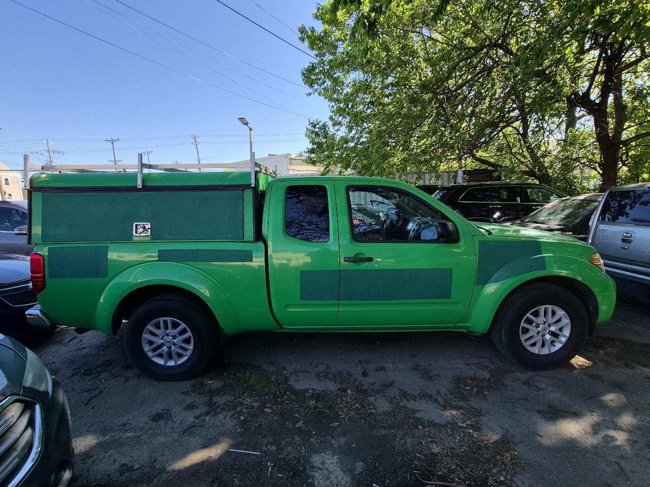 Nissan Frontier SV King Cab I4 5MT 2WD 2018