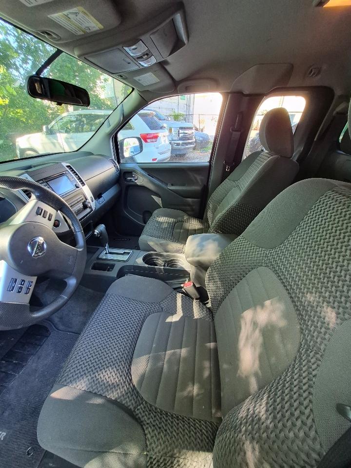 Nissan Frontier SV King Cab I4 5MT 2WD 2018