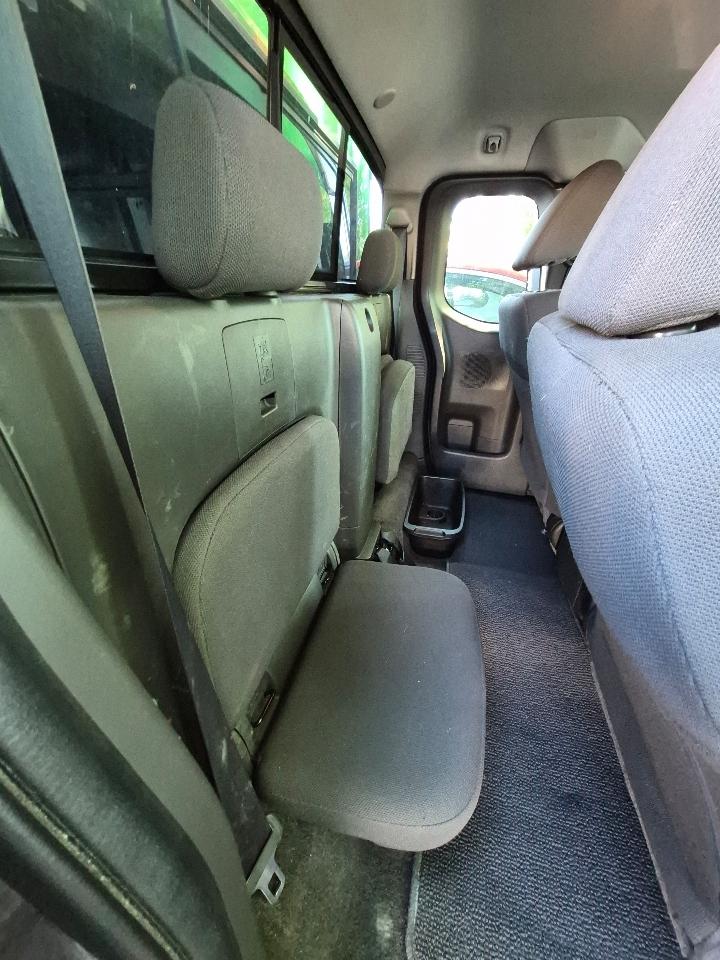 Nissan Frontier SV King Cab I4 5MT 2WD 2018