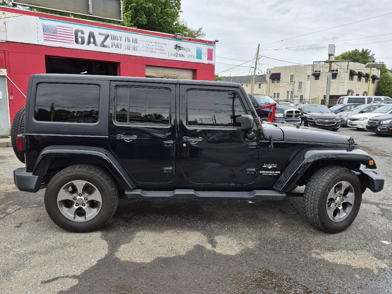 Jeep Wrangler Unlimited Sahara 4WD 2017