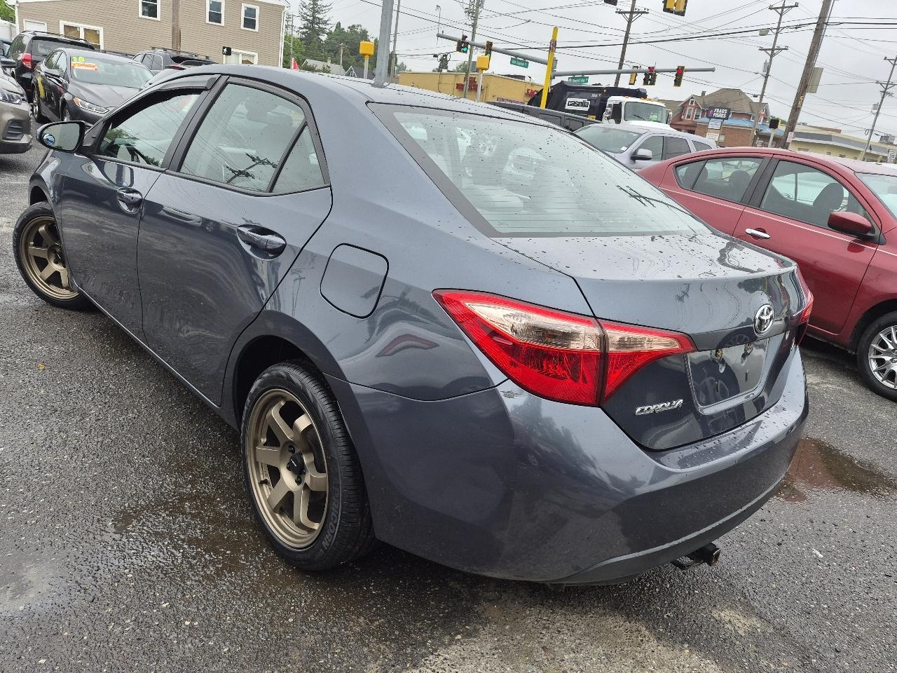 Toyota Corolla LE CVT 2017