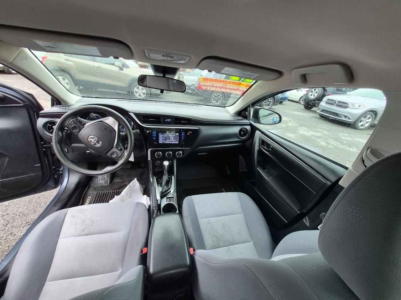 Toyota Corolla LE CVT 2017