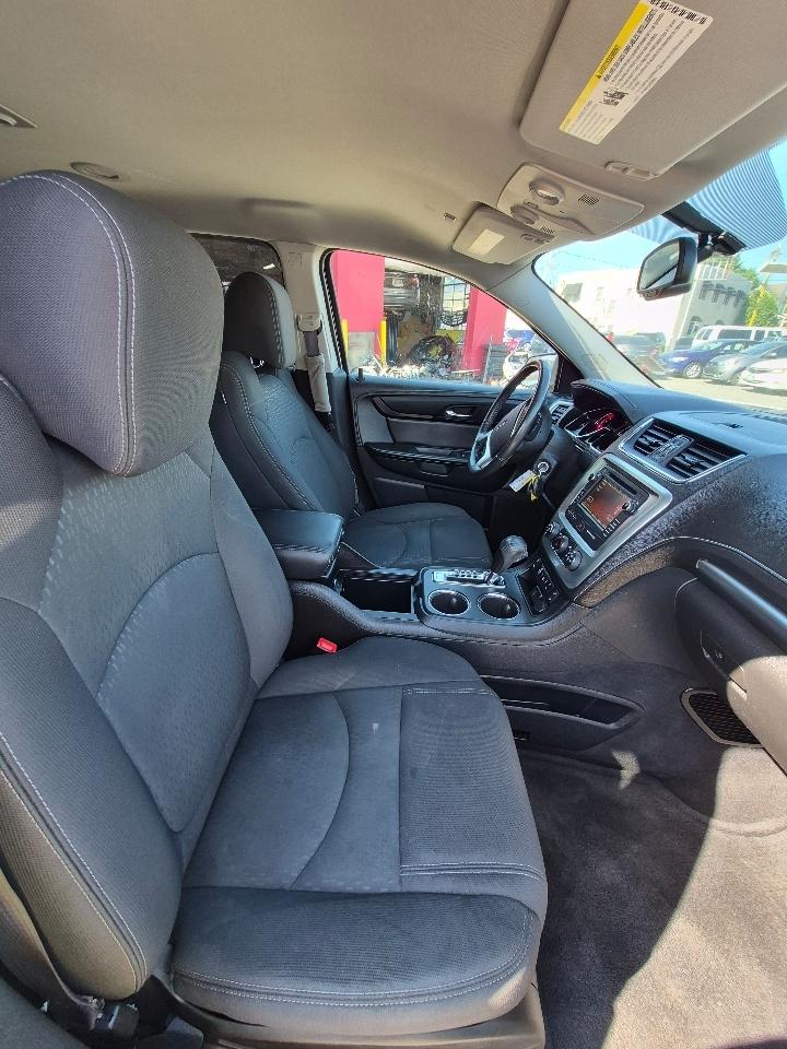 GMC Acadia SLE-2 AWD 2015