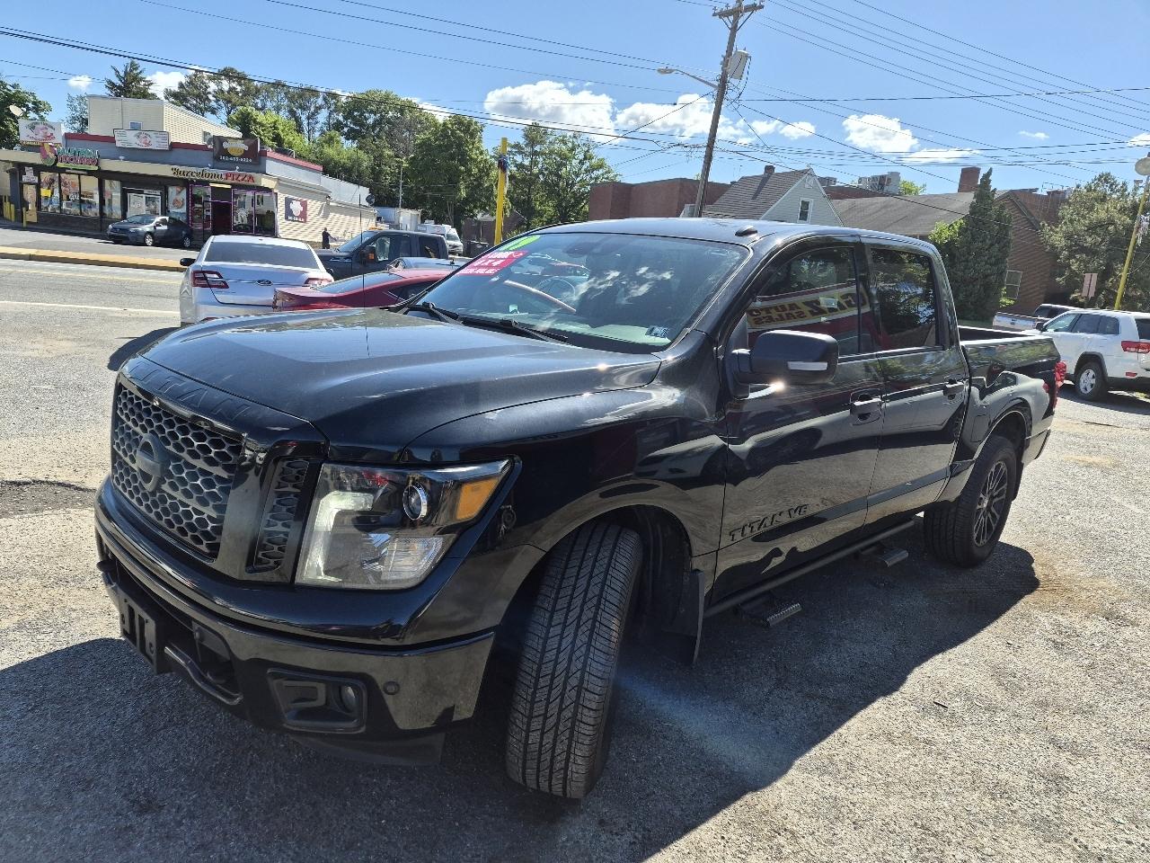 Nissan Titan PRO-4X Crew Cab 4WD 2019