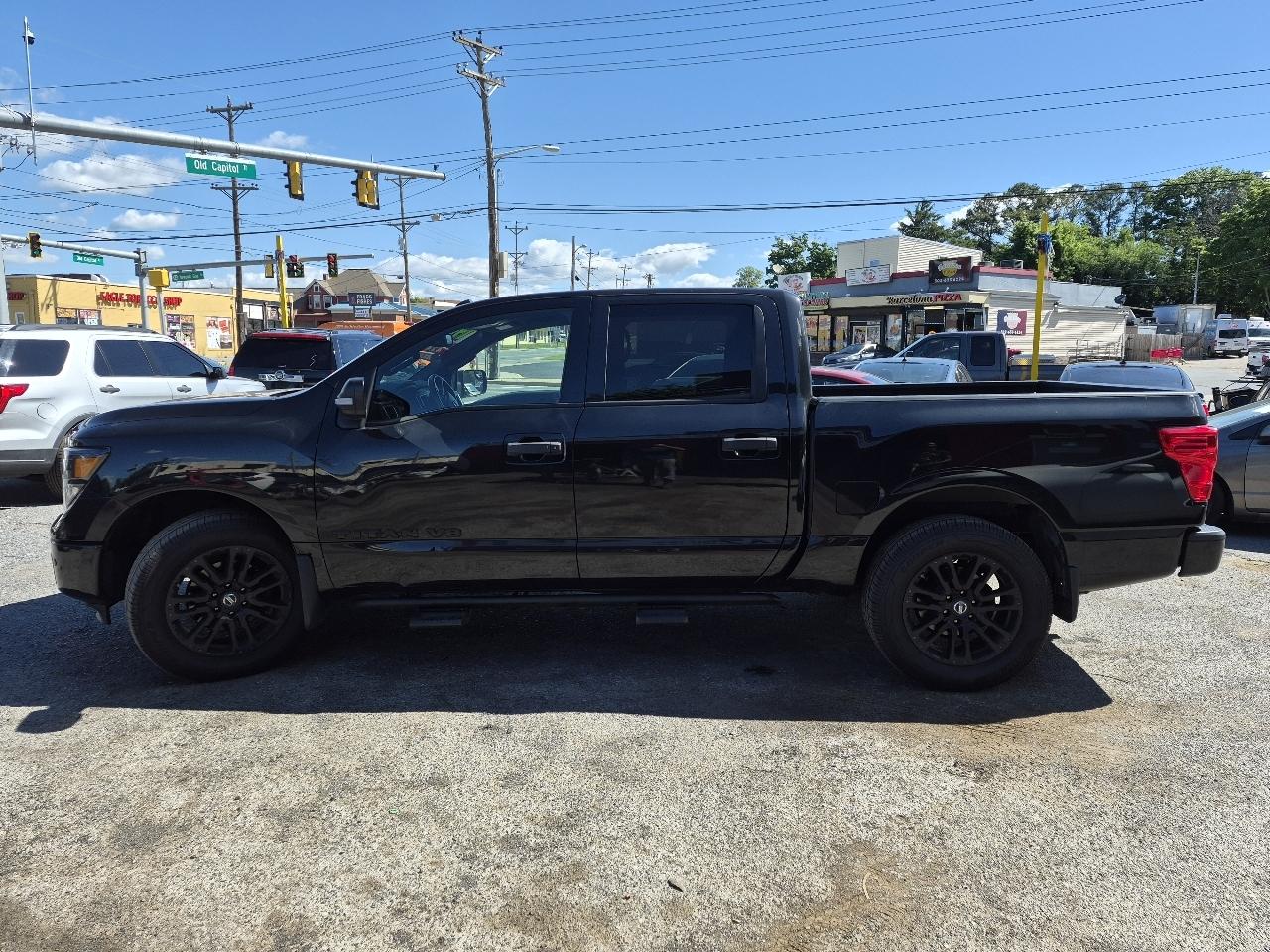 Nissan Titan PRO-4X Crew Cab 4WD 2019