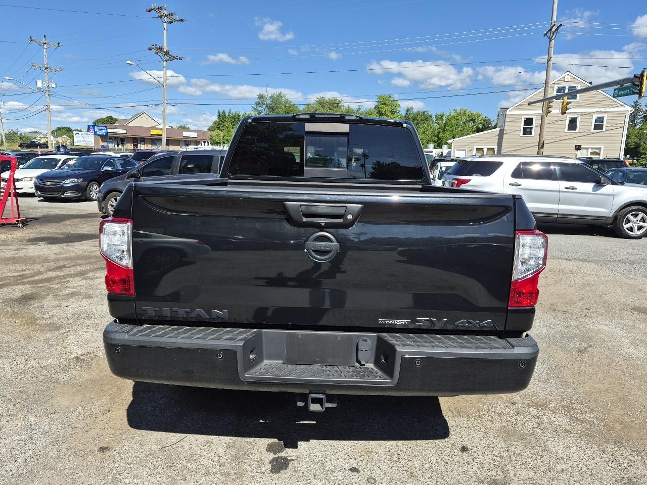 Nissan Titan PRO-4X Crew Cab 4WD 2019