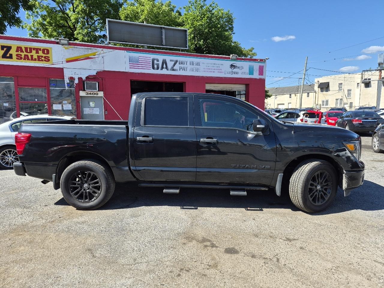 Nissan Titan PRO-4X Crew Cab 4WD 2019