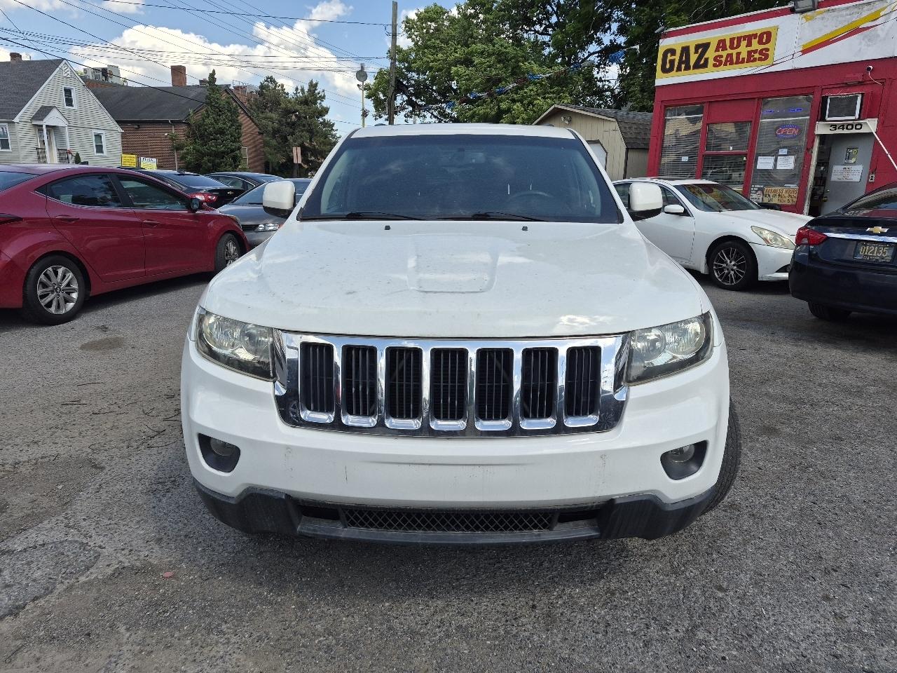 Jeep Grand Cherokee Laredo 4WD 2012