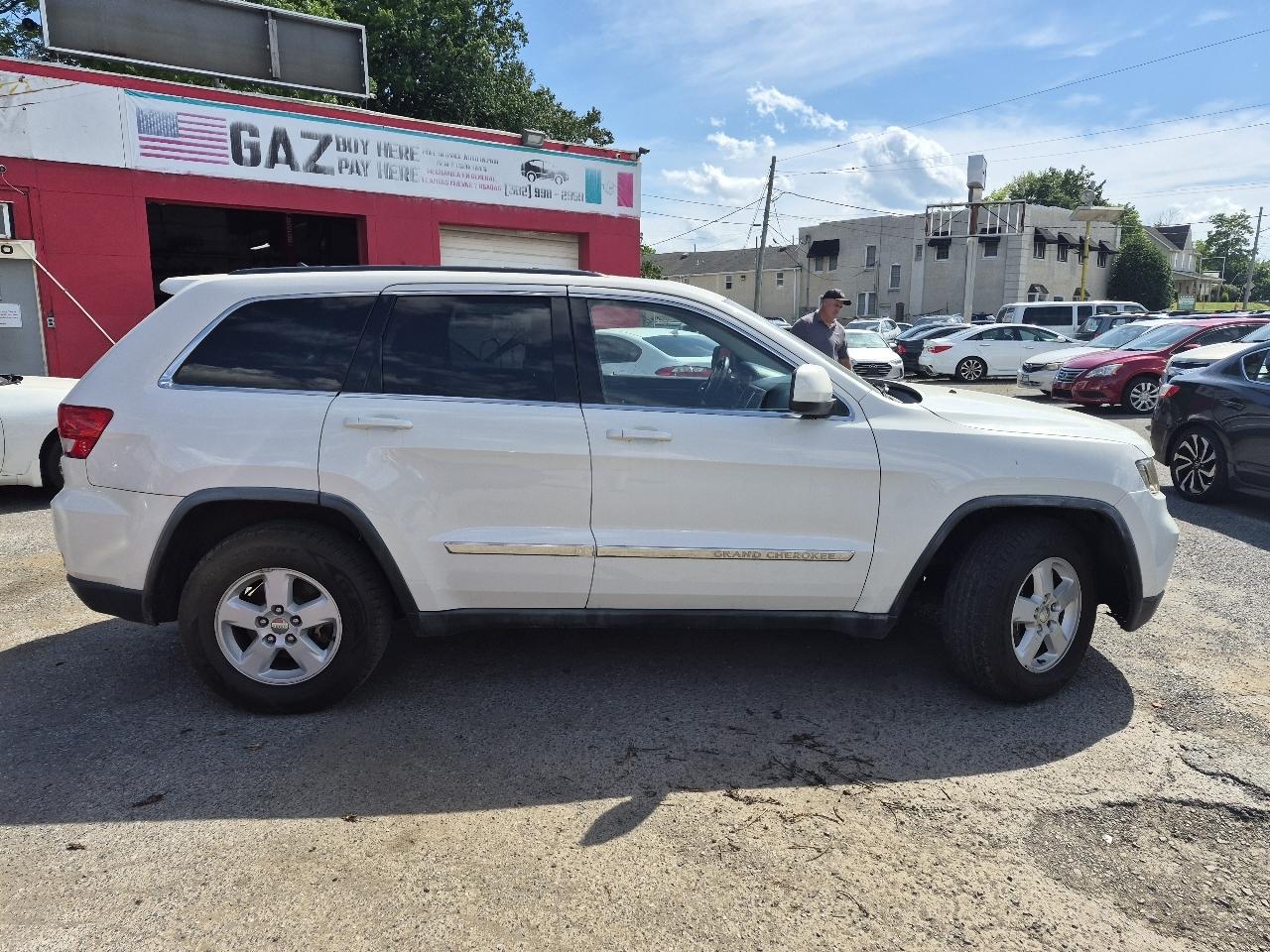 Jeep Grand Cherokee Laredo 4WD 2012