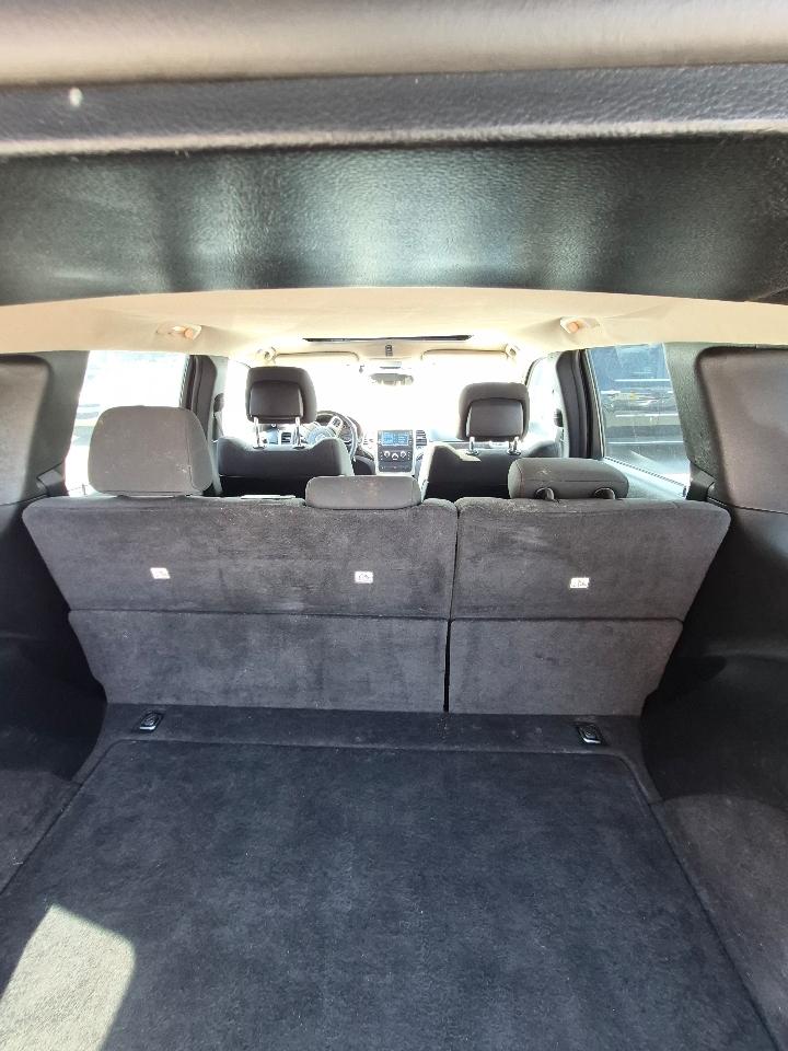 Jeep Grand Cherokee Laredo 4WD 2012