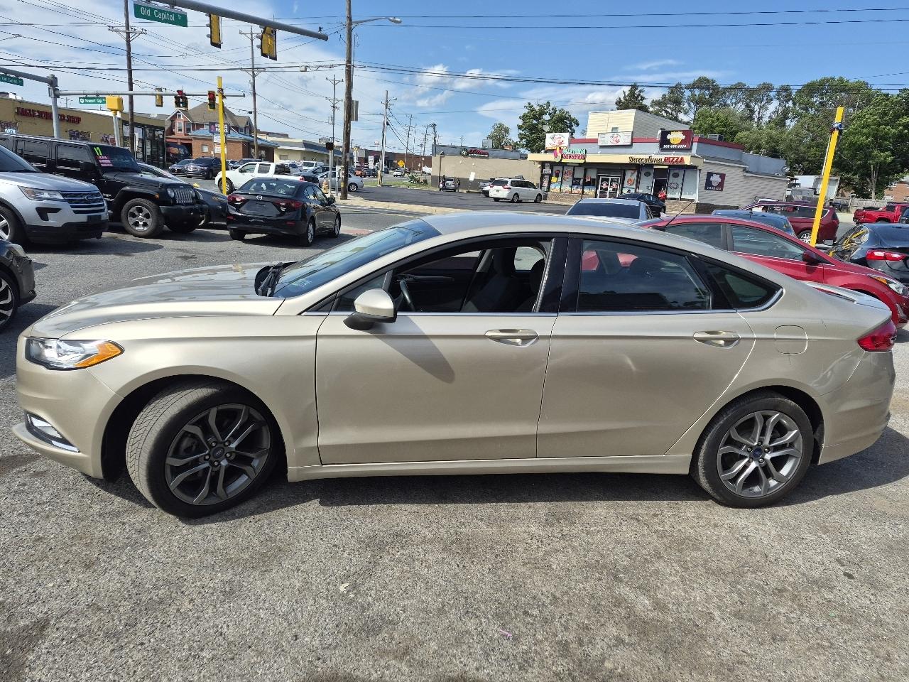Ford Fusion S 2017