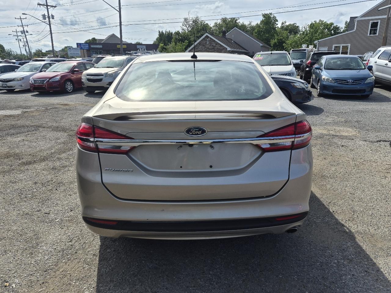 Ford Fusion S 2017