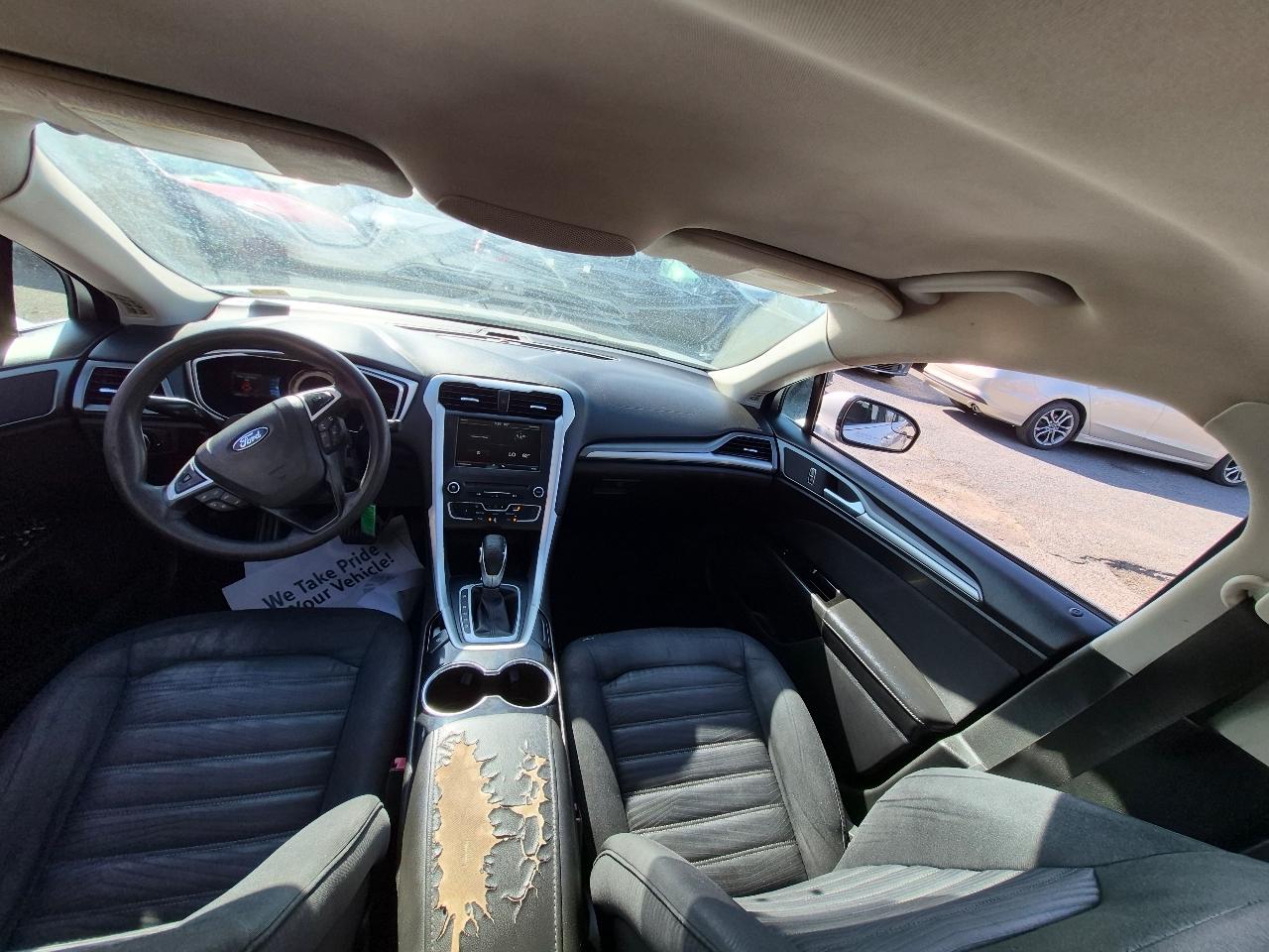 Ford Fusion SE 2016