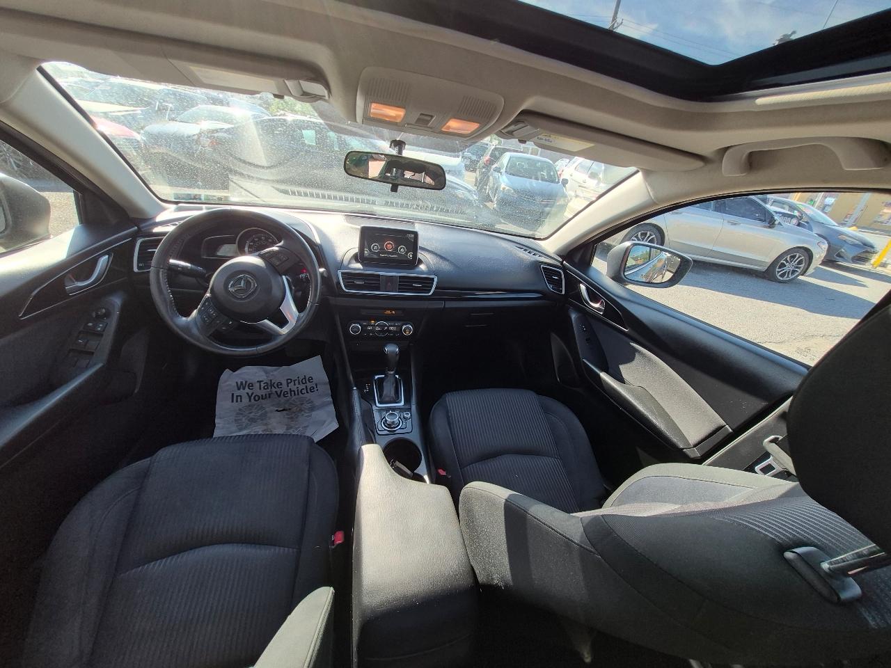 Mazda MAZDA3 i Touring AT 4-Door 2015