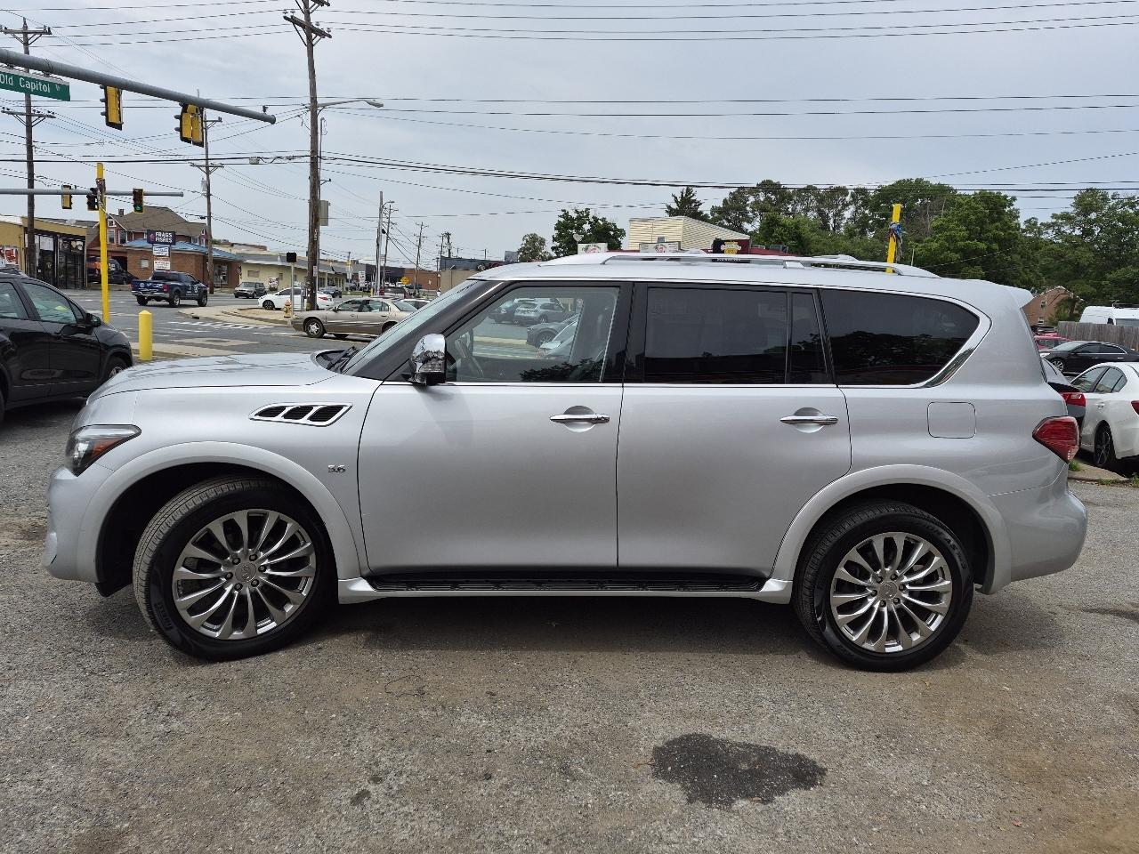 Infiniti QX80 4WD 2017