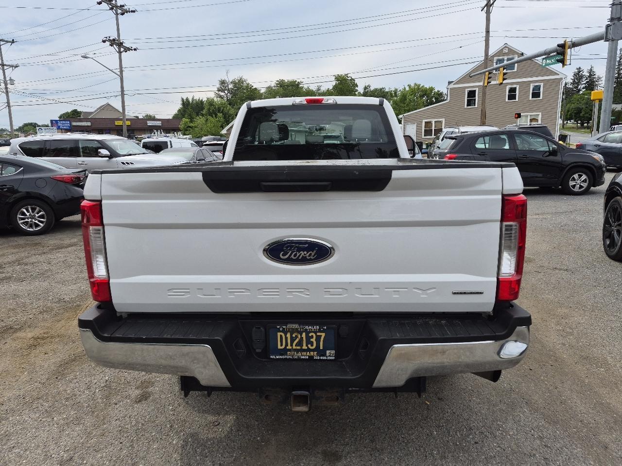 Ford F-250 SD Lariat SuperCab 2WD 2017