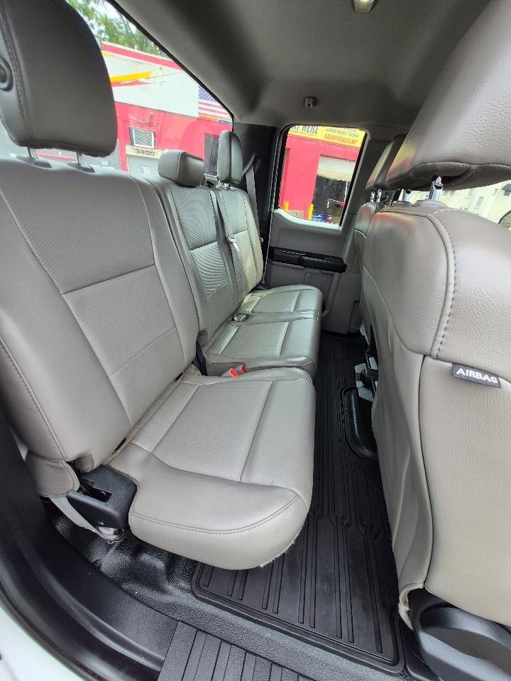 Ford F-250 SD Lariat SuperCab 2WD 2017
