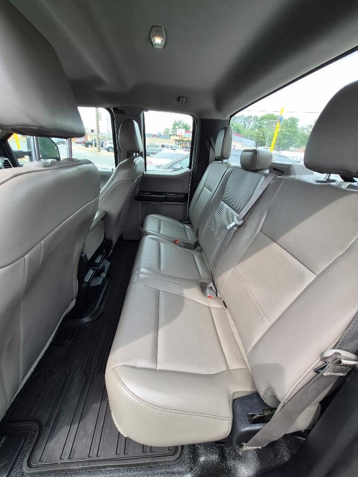 Ford F-250 SD Lariat SuperCab 2WD 2017