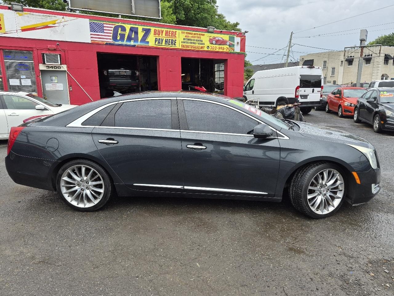 Cadillac XTS Platinum 2013