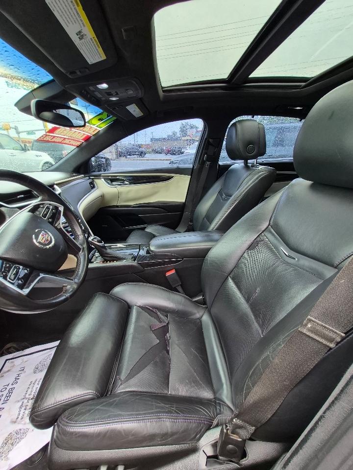 Cadillac XTS Platinum 2013