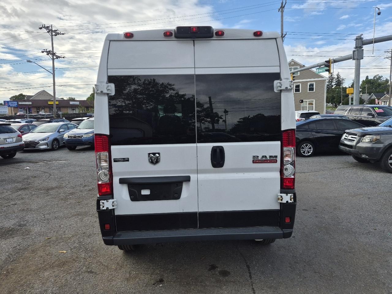RAM Promaster 2500 High Roof Tradesman 136-in. WB 2019