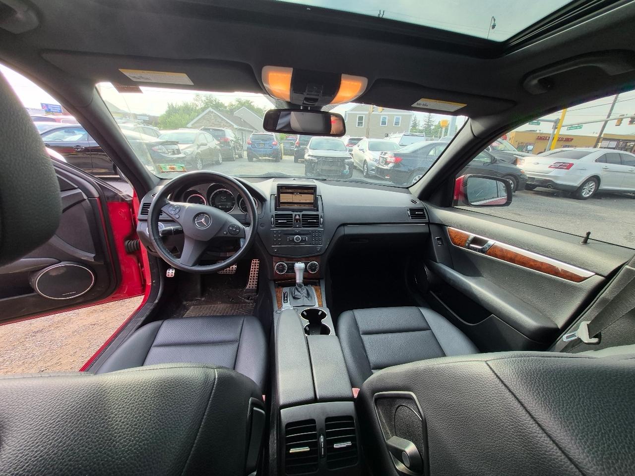 Mercedes-Benz C-Class C300 Luxury Sedan 2009