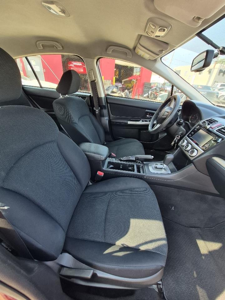 Subaru Impreza 2.0i Premium PZEV 5-Door 2015
