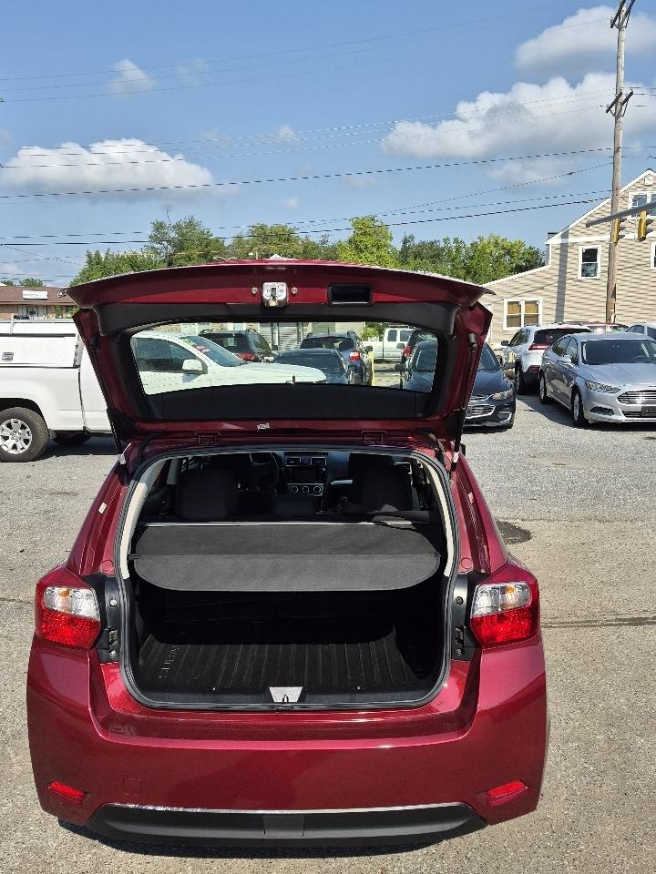 Subaru Impreza 2.0i Premium PZEV 5-Door 2015