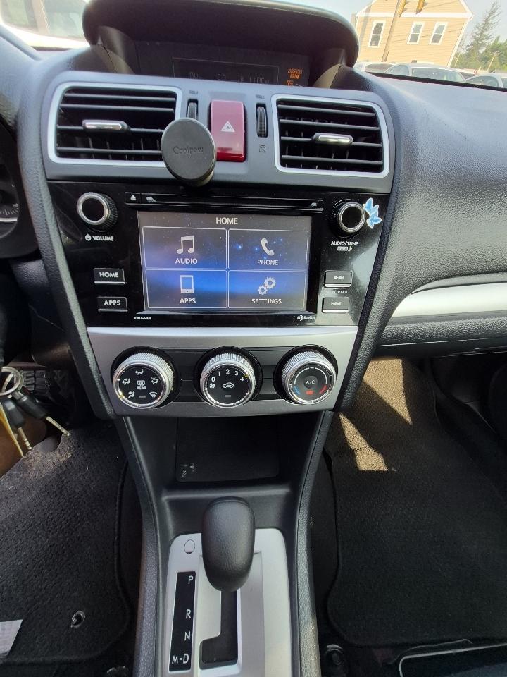 Subaru Impreza 2.0i Premium PZEV 5-Door 2015