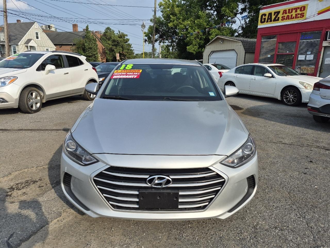 Hyundai Elantra SE 6AT 2018