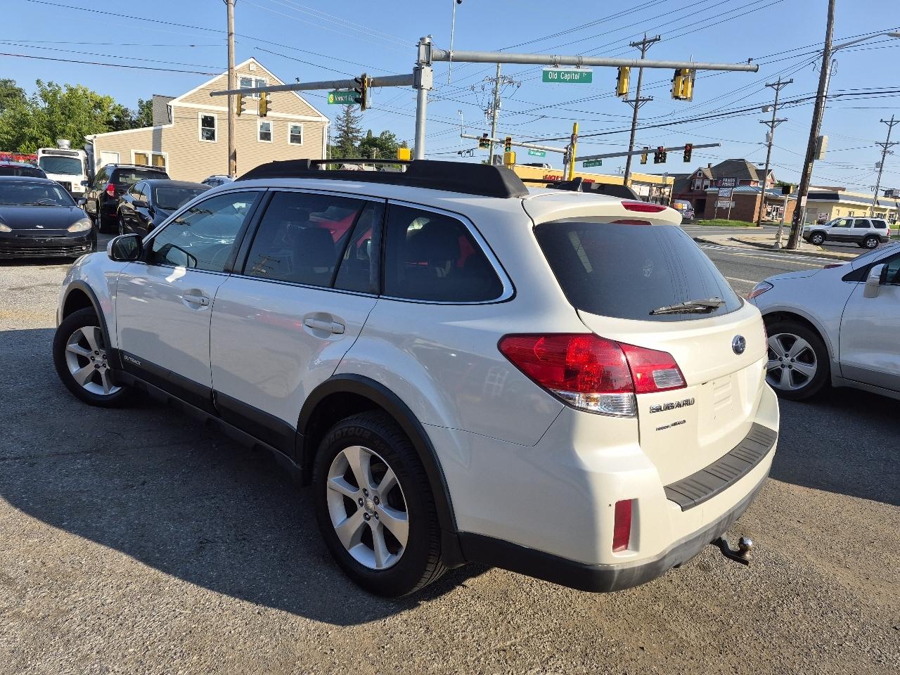 Subaru Outback 2.5i Limited 2014