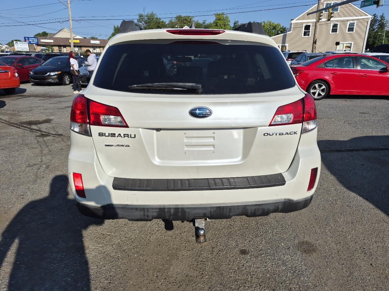 Subaru Outback 2.5i Limited 2014