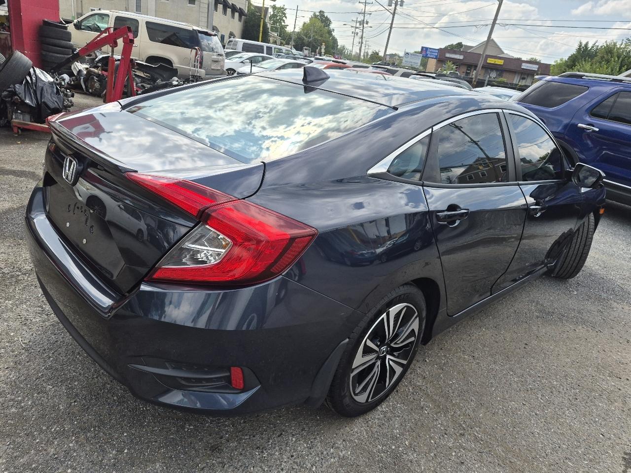 Honda Civic EX-TL Honda Sensing Sedan CVT 2017