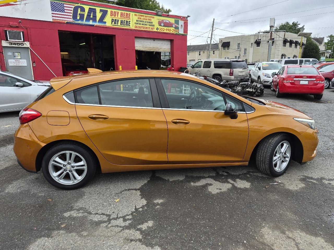 Chevrolet Cruze LT Auto Hatchback 2017