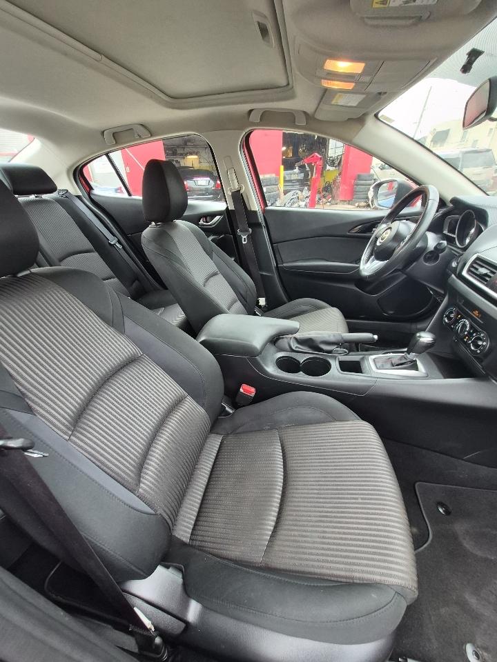 Mazda MAZDA3 i Touring AT 4-Door 2014