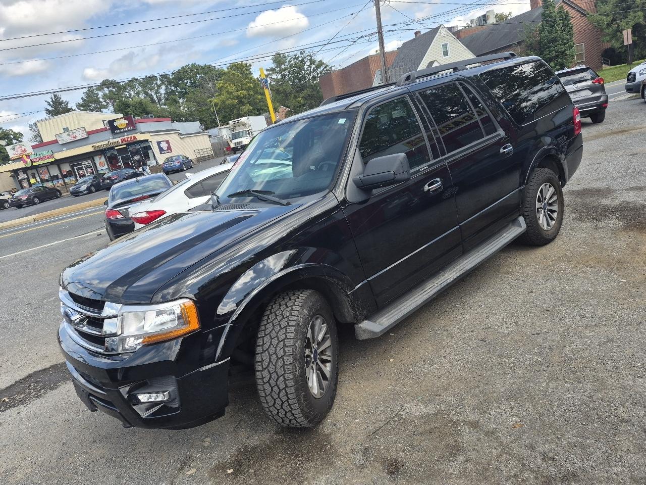 Ford Expedition EL XLT 4WD 2017