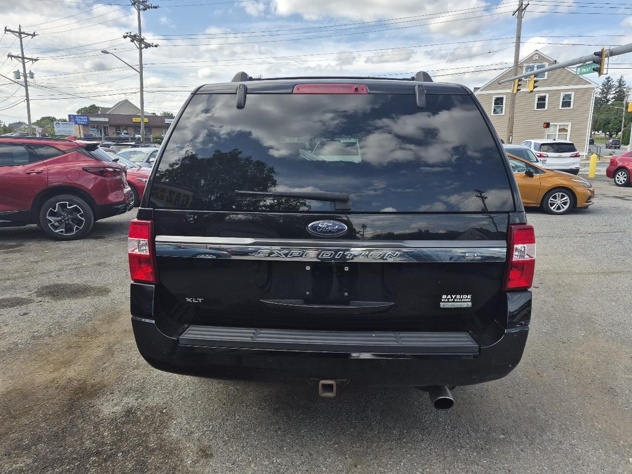 Ford Expedition EL XLT 4WD 2017