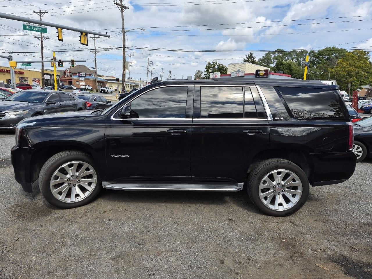 GMC Yukon SLE 2WD 2016