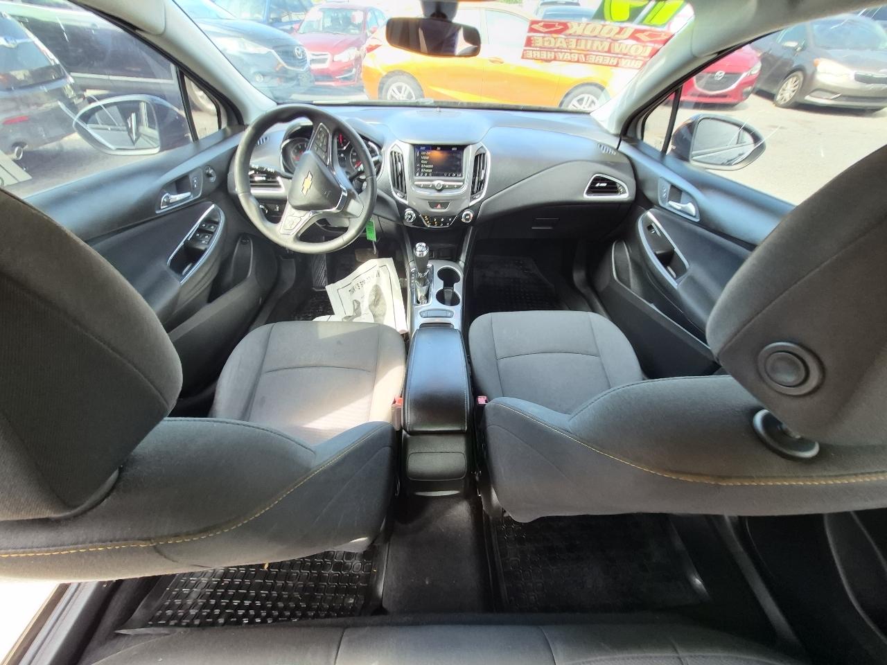 Chevrolet Cruze LS Auto 2019