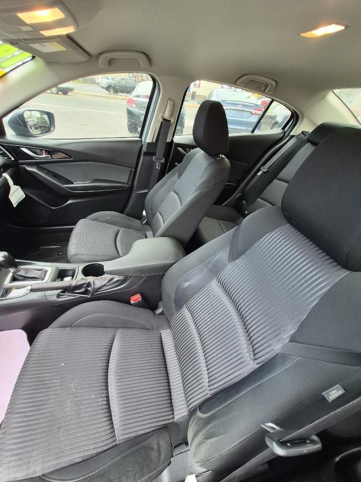 Mazda MAZDA3 i Touring AT 4-Door 2014