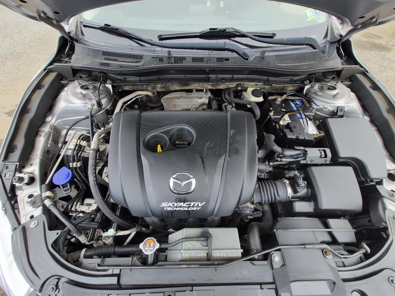 Mazda MAZDA3 i Touring AT 4-Door 2014