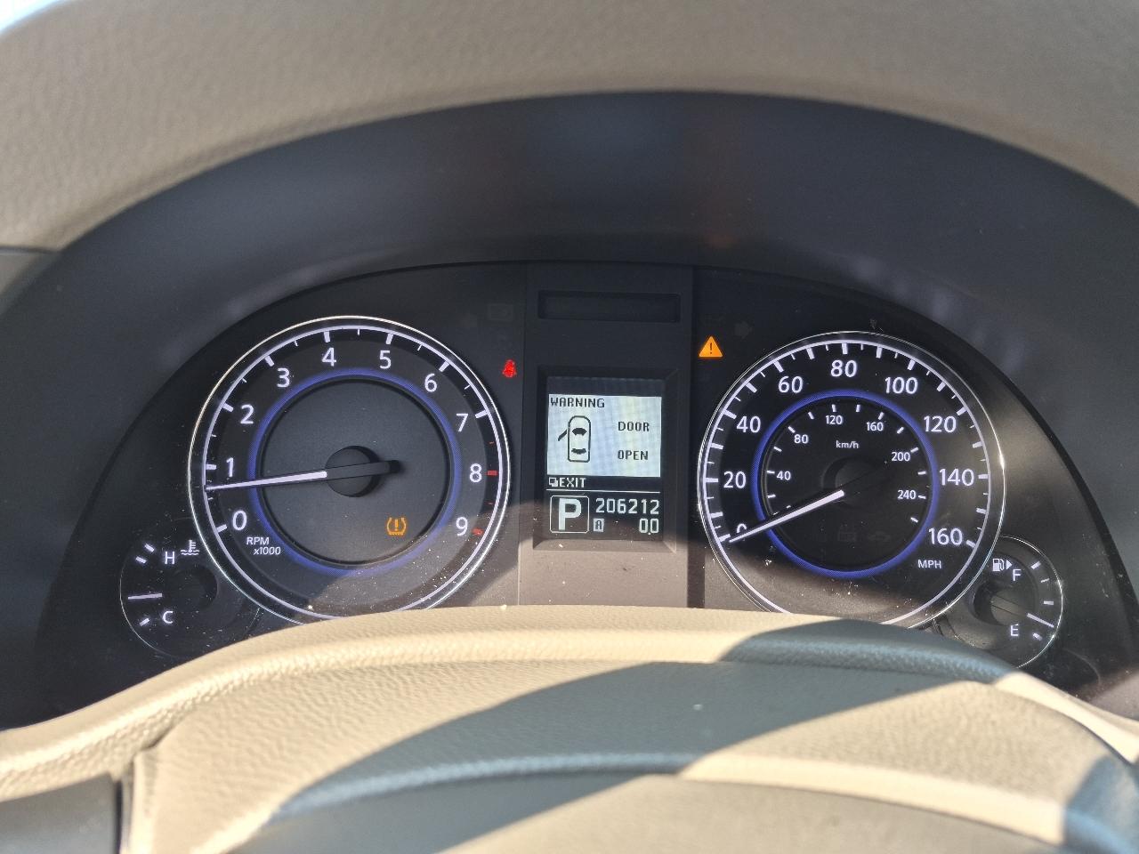 Infiniti G Sedan G37x AWD 2011