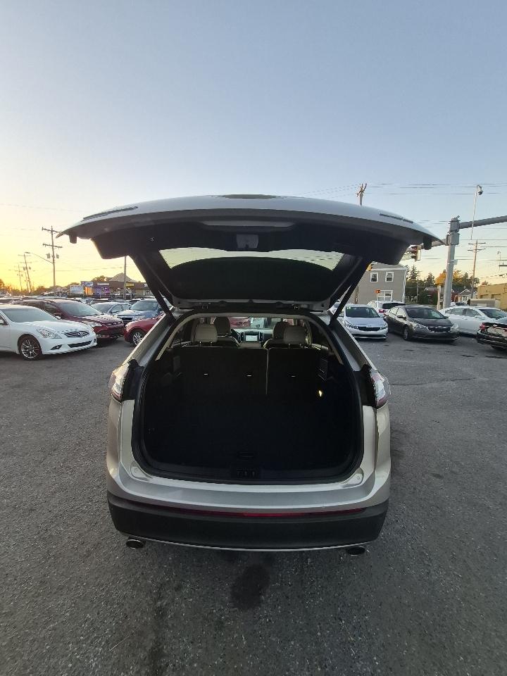 Ford Edge SEL FWD 2017