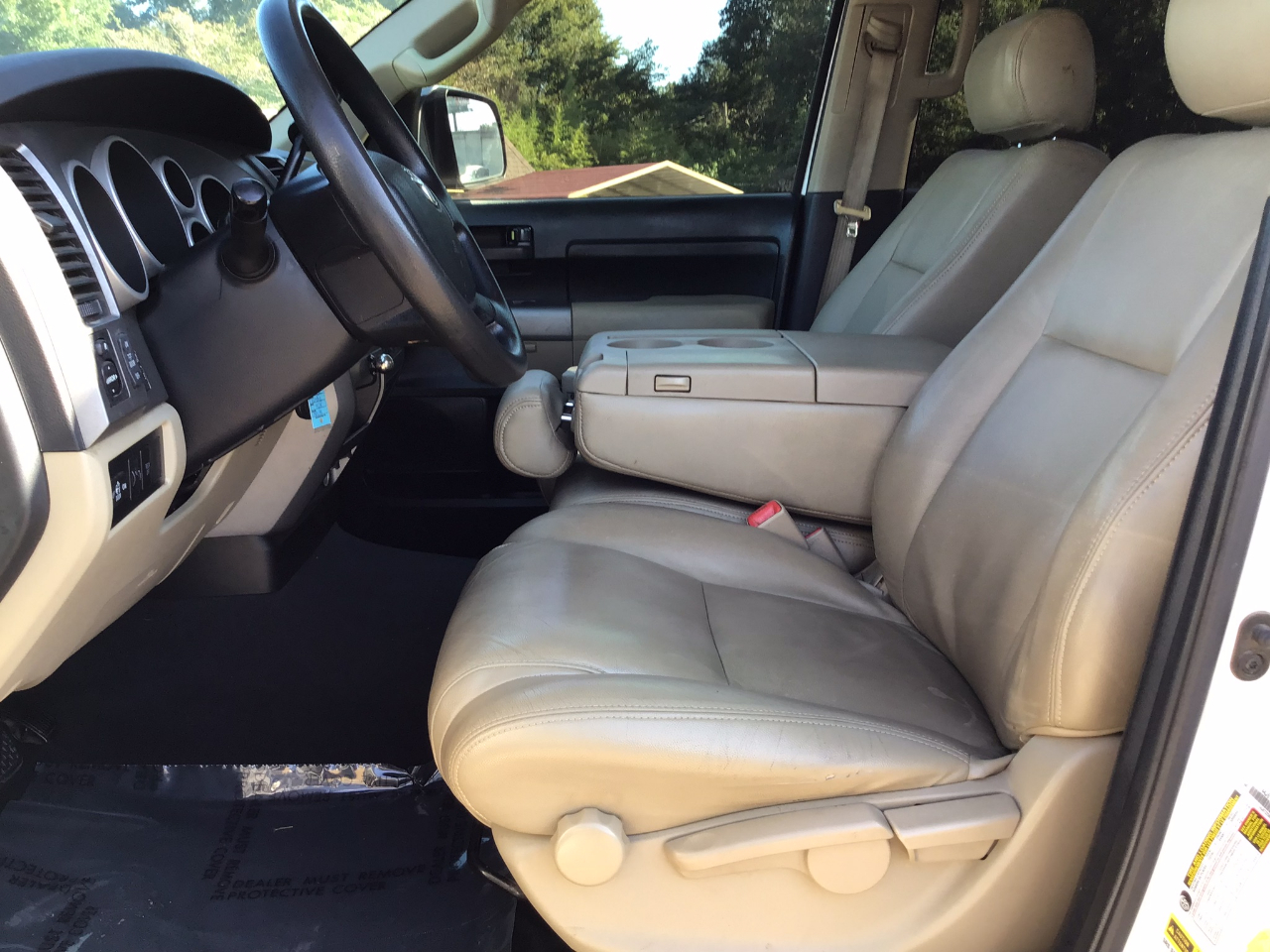 2012 Toyota Tundra SR5 photo 9