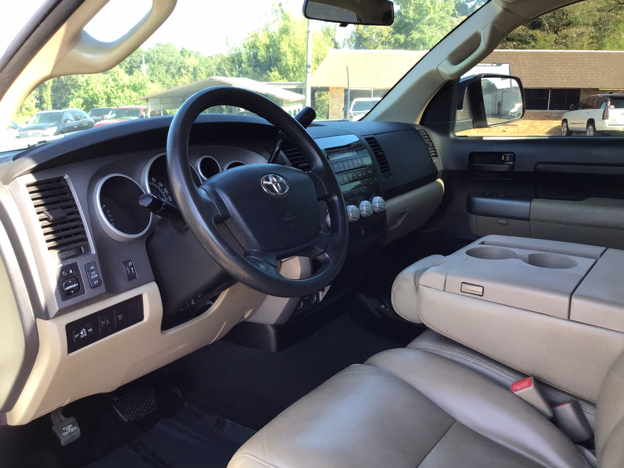 2012 Toyota Tundra SR5 photo 10