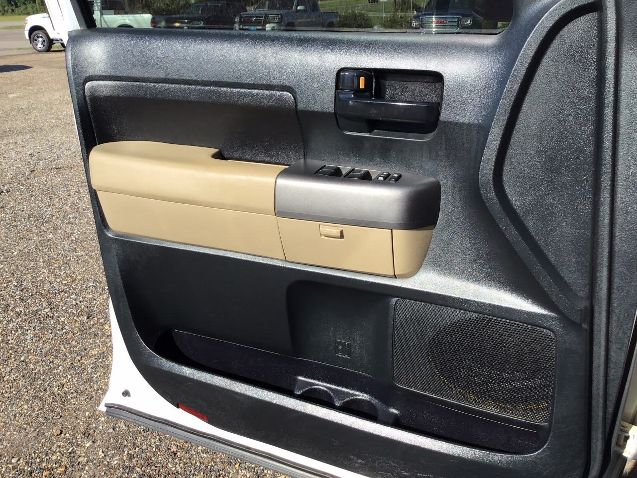 2012 Toyota Tundra SR5 photo 15