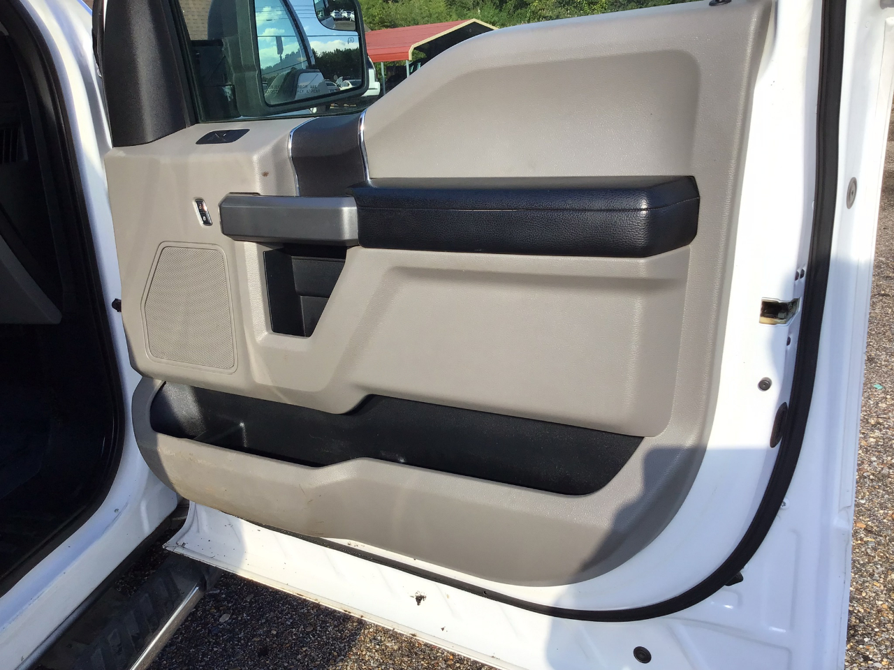 Ford F-150 XLT SuperCrew 5.5-ft. Bed 4WD 2015