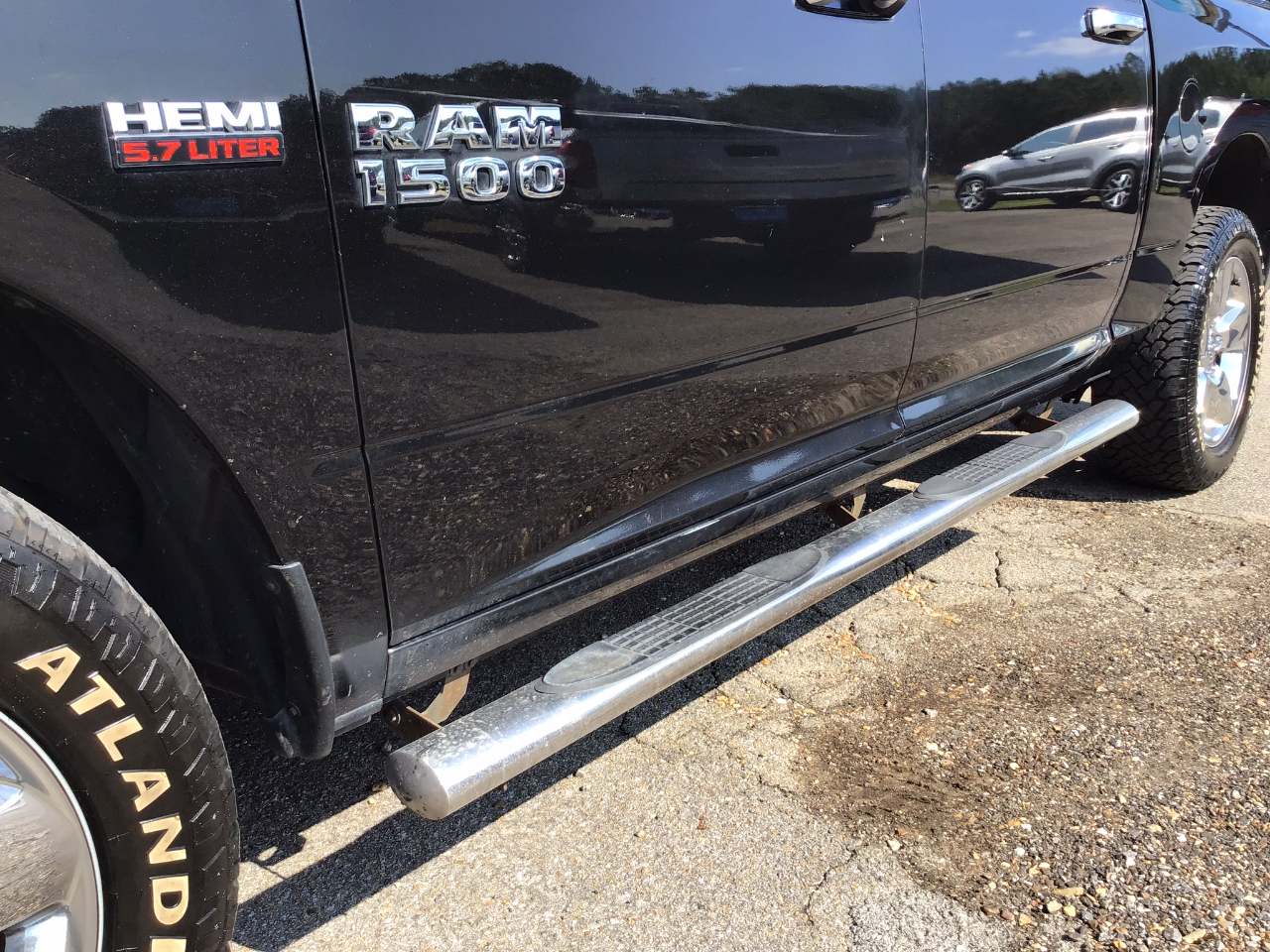 RAM 1500 SLT Crew Cab SWB 4WD 2018