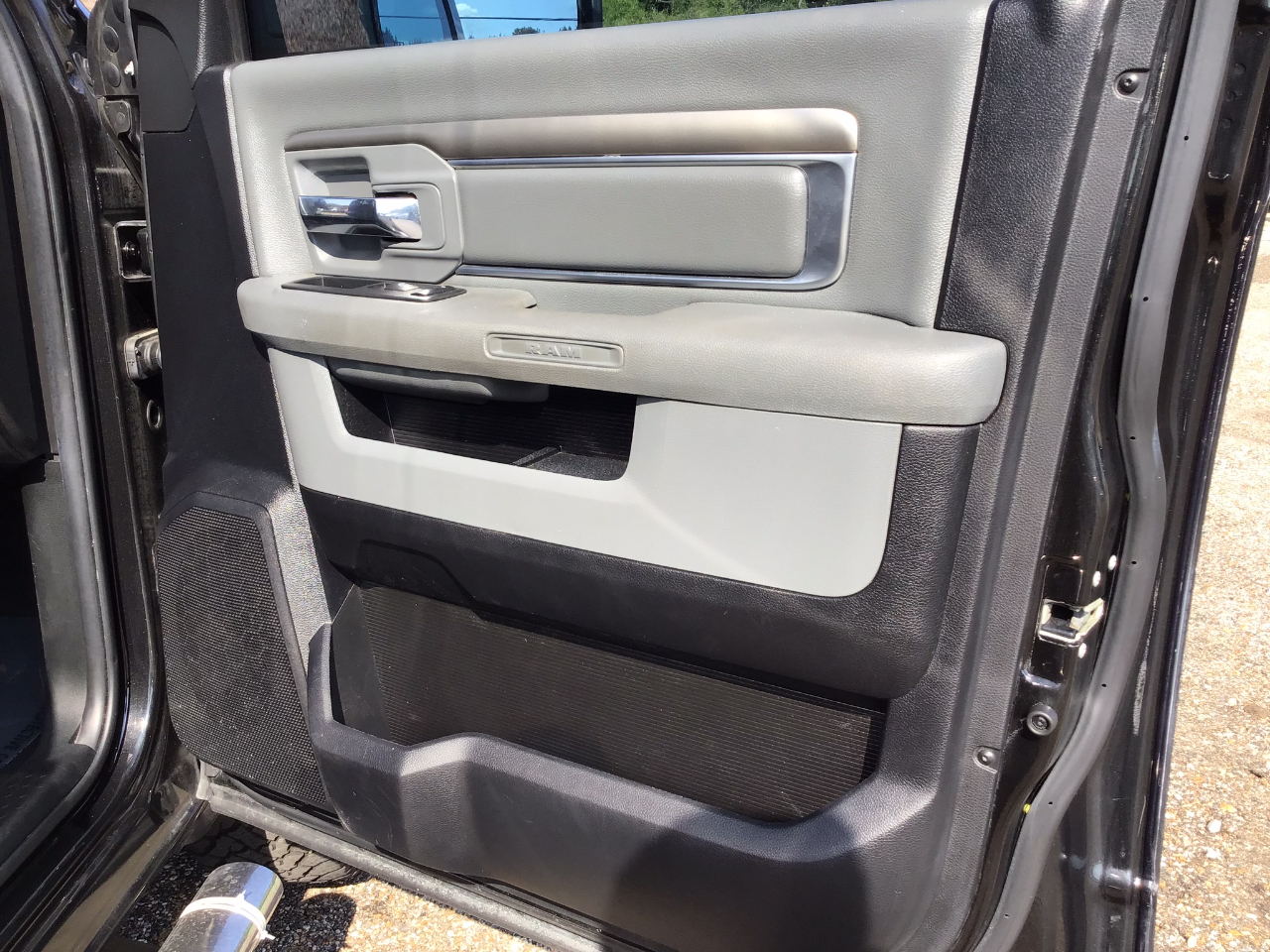 RAM 1500 SLT Crew Cab SWB 4WD 2018