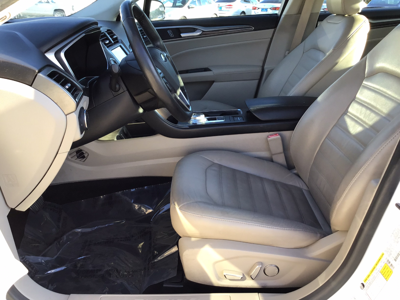 Ford Fusion Hybrid SE 2017